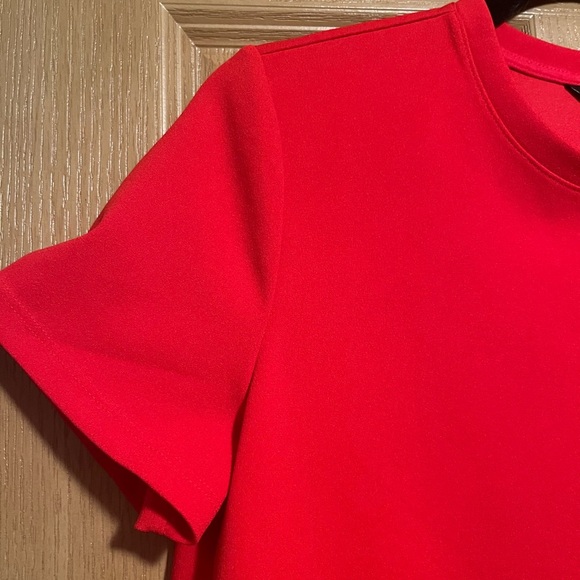 Banana Republic Red Short Sleeve Peplum Top - Picture 5 of 10